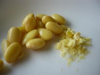 Boiled soybeans