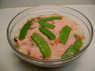 Add snow peas to the chirashi