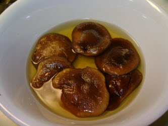 Soaked shitake mushrooms...