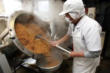 Boiling/Steaming soybeans