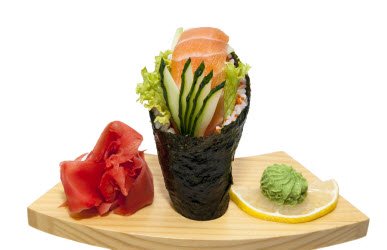 Temaki Salmon Roll