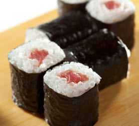 Tuna roll ('tekka maki')